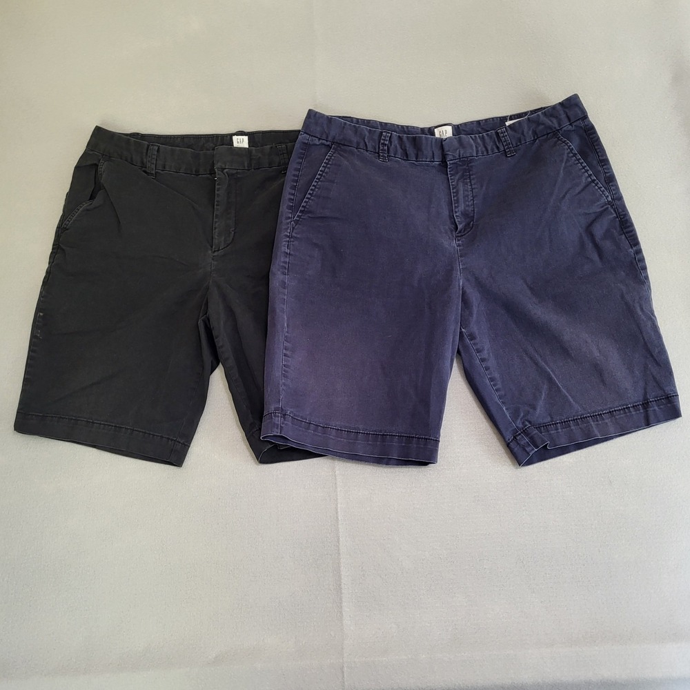 GAP Women's Classic Bermuda Shorts Lot Of 2 Size 12 10" Inseam